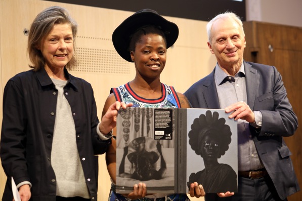 Zanele Muholi receiving the Kraszna-Krausz the 2019 book of the year award photo by Lerato Dumse